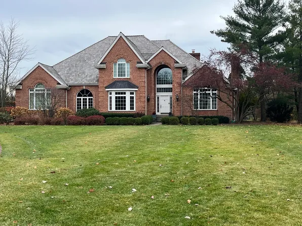 5721 Churchill Ln, Libertyville, IL 60048