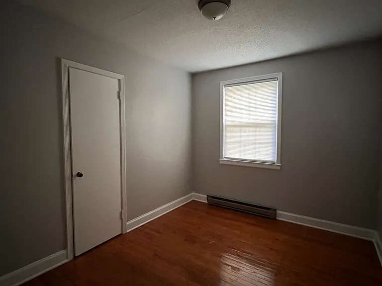 1312 Barrow Ct — Photo 12
