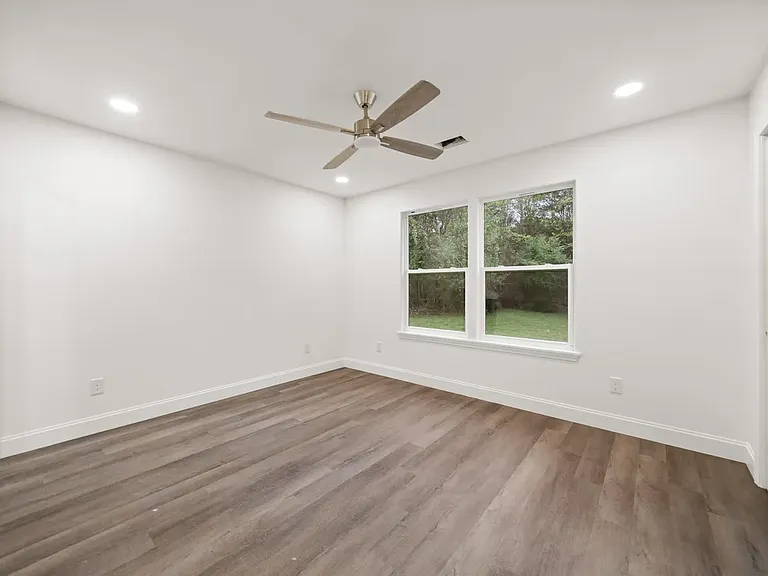 331 Crescent Ave — Photo 32