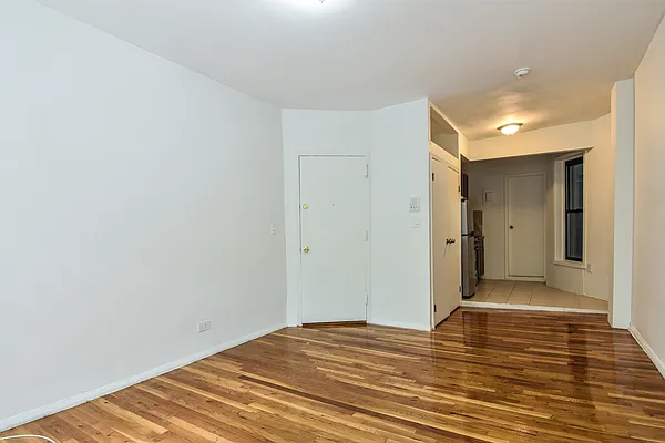 Rented by Bohemia Realty Group | media 3