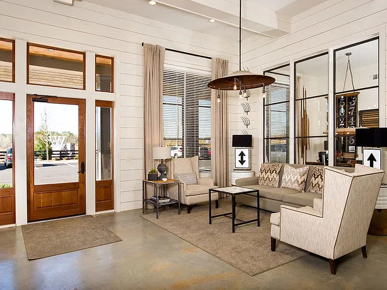Leasing Office