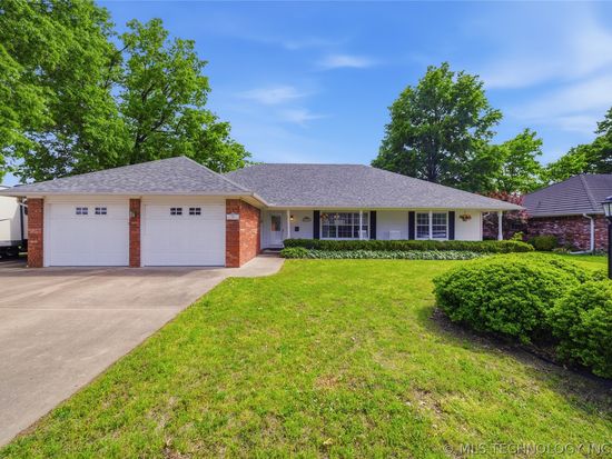 620 Grove Crest Rd, Pryor, OK 74361
