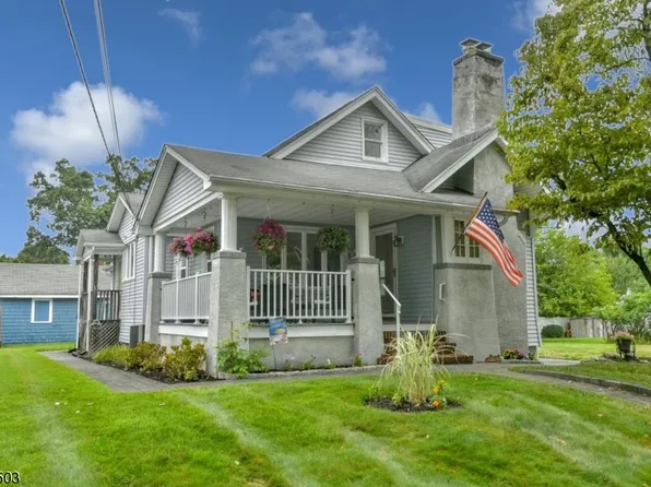 42 Beech St, Westwood Boro, NJ 07675