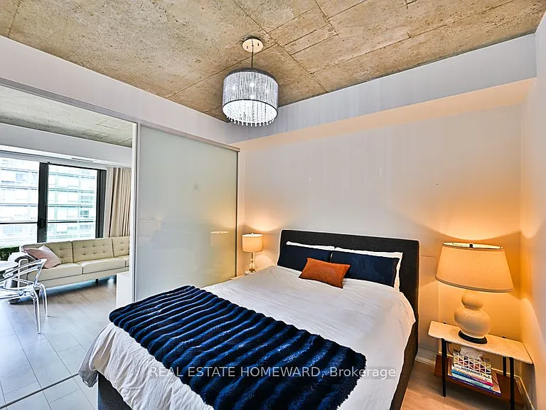 32 Camden St #706 — Photo 21