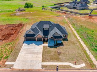 446 Venetian Ave, Piedmont, OK 73078