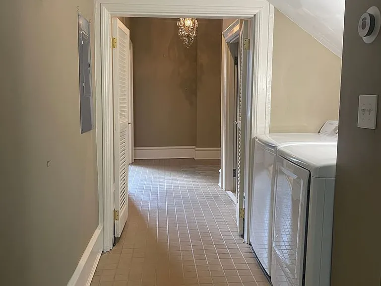1025 Church St — Photo 23