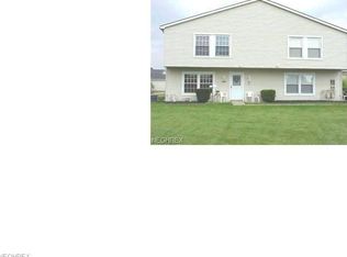 2822 Ivy Hill Cir UNIT D, Cortland, OH