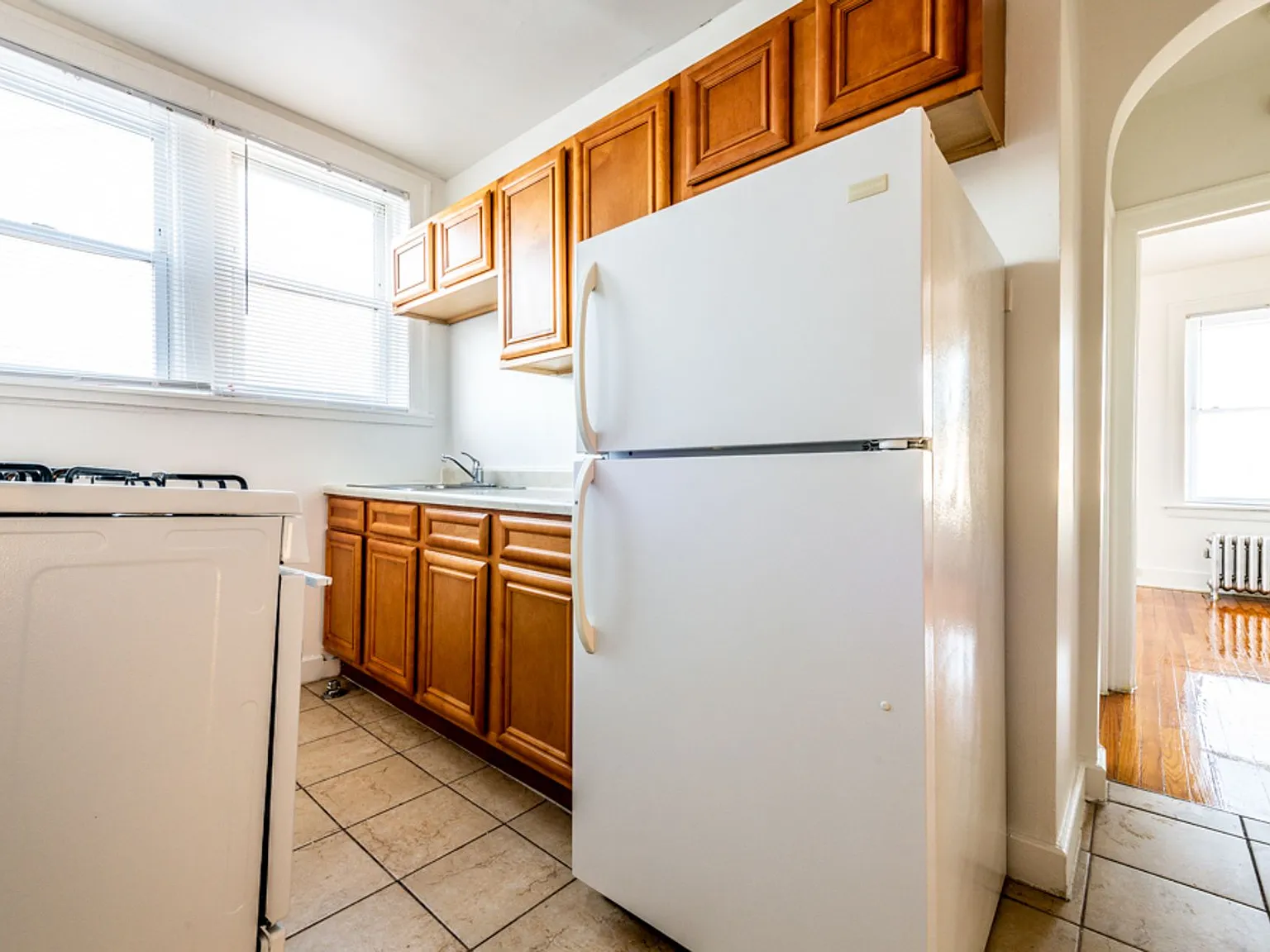 8222 S Ingleside — Photo 3