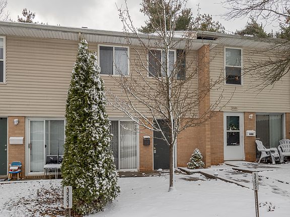 2nd image of 3583 Kenbrooke Ct