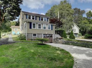 37 Laurel Ln, Warren, RI 02885