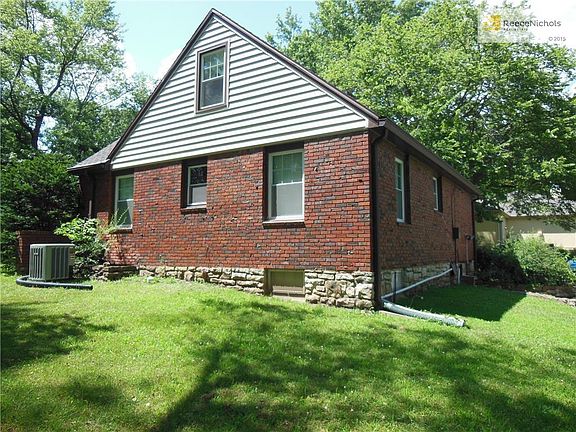 4th image of 1707 S Drumm Ave