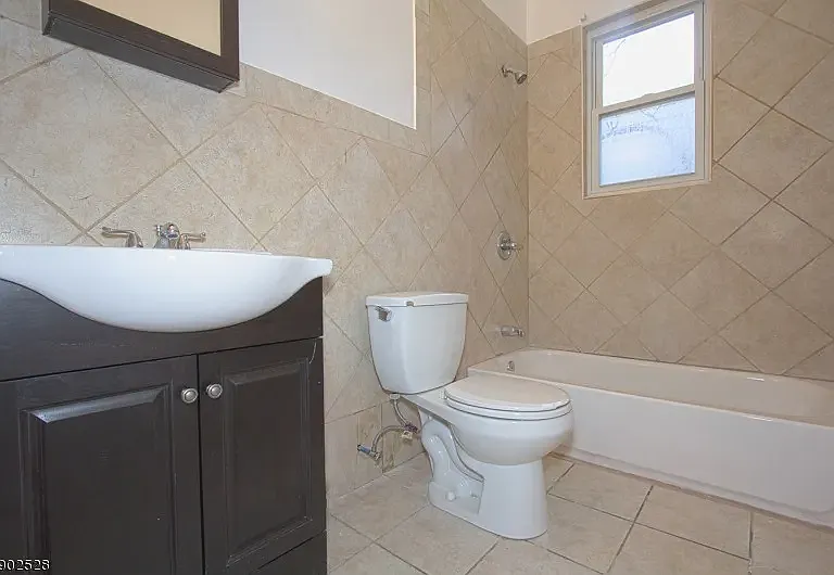 246-248 Columbia Ave #1 — Photo 22