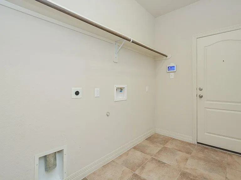 7215 Casita Dr — Photo 29