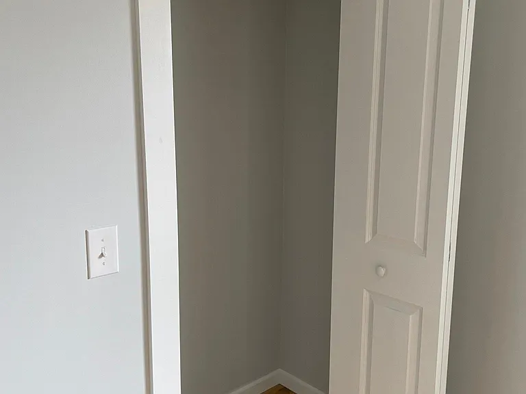 1884 Castle Dr — Photo 10