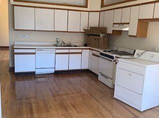 1042 W Newport Ave #2, Chicago, IL 60657
