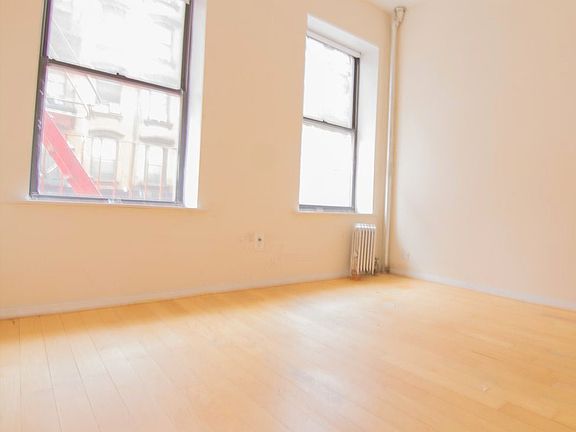 5th image of 139 Eldridge St #2AA
