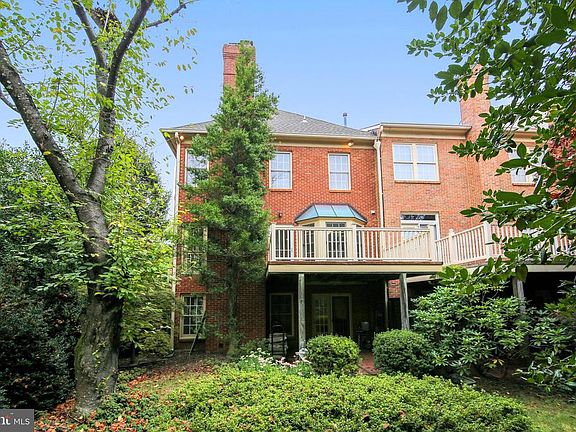 5th image of 9906 Foxborough Cir