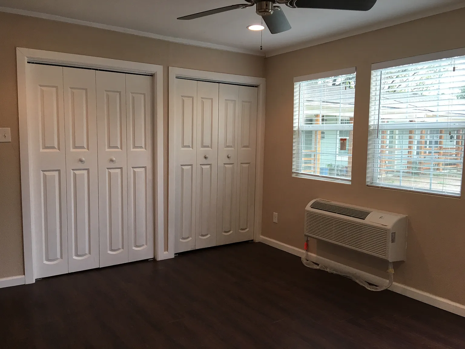 1 bed, 1000 sqft, $1,295 — Photo 4