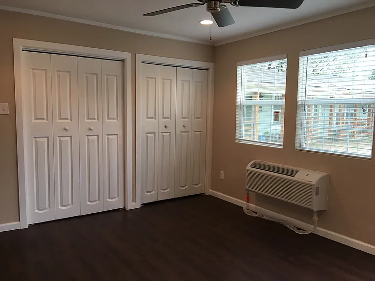 509 S Fannin St — Photo 4