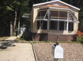 521 Roberts Rd, Toms River, NJ 08755