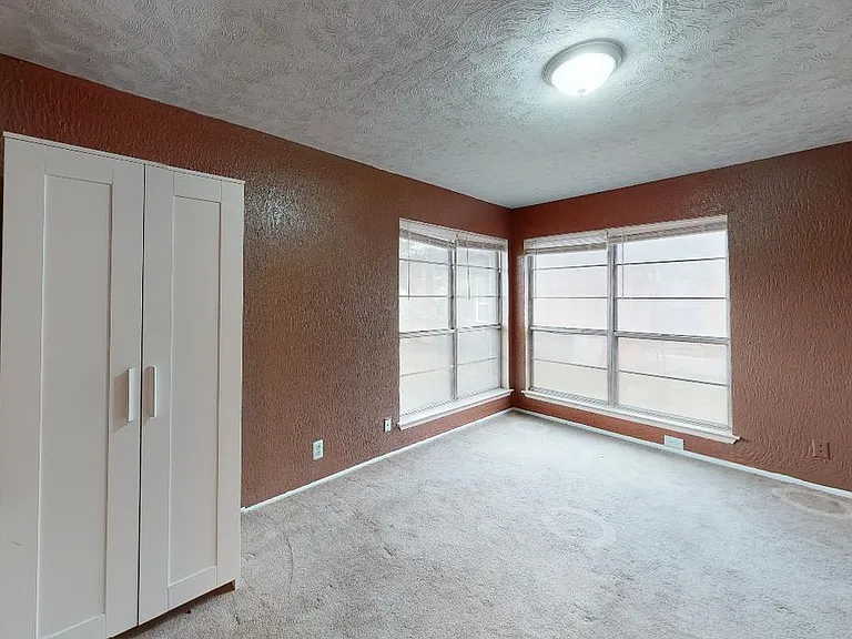 1011 Bay Horse Dr — Photo 10