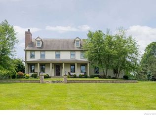 10581 Clarence Center Rd, Clarence, NY 14031