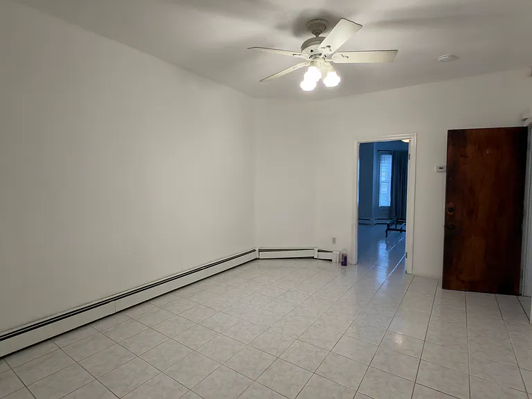 791 Saratoga St #1 — Photo 3