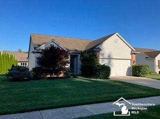 7268 Netty Rd, Lambertville, MI 48144