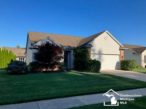 7268 Netty Rd, Lambertville, MI 48144