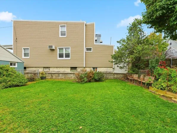 118 Avenue B image 20 of 21