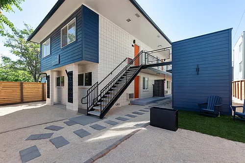 228 Stewart Photo 1
