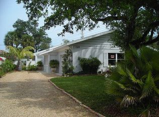 635 Holly Rd, Vero Beach, FL 32963