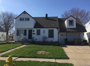 758 S Huth Rd, Cheektowaga, NY 14225