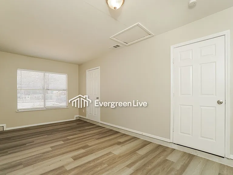 8919 Palm Crest St — Photo 7