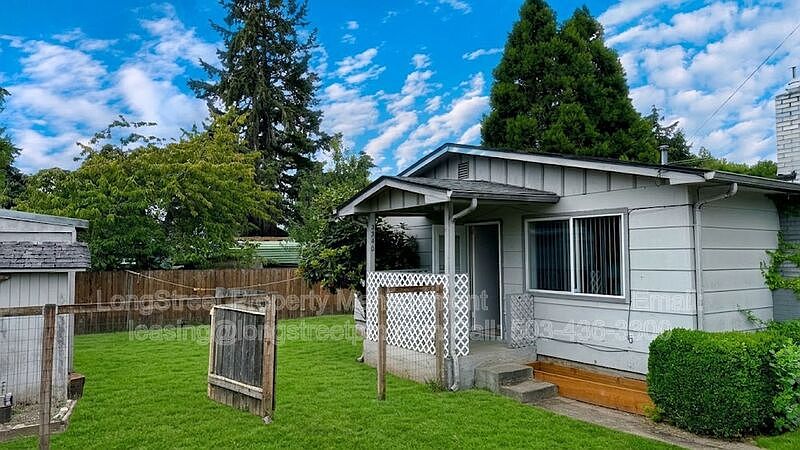 1st image of 5240 SW Hillview Ave