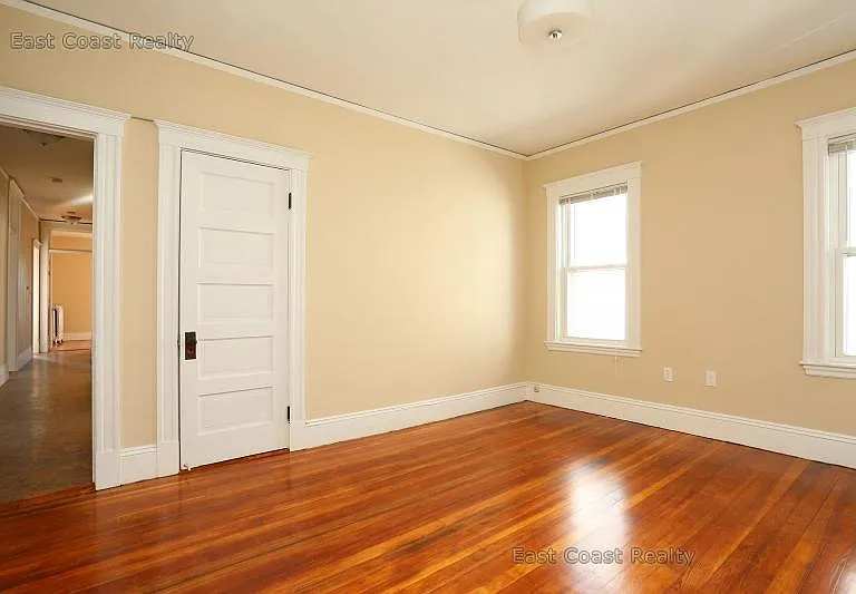 1 Orient Ave #2 — Photo 7