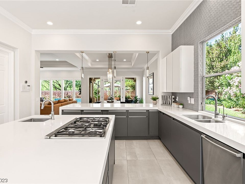 1st image of 84 Tapadero Ln