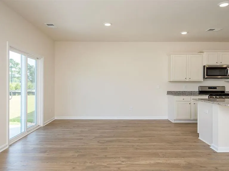 2614 Orion Loop — Photo 9