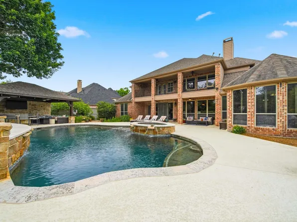 18 Waters Lake Blvd, Missouri City, TX 77459
