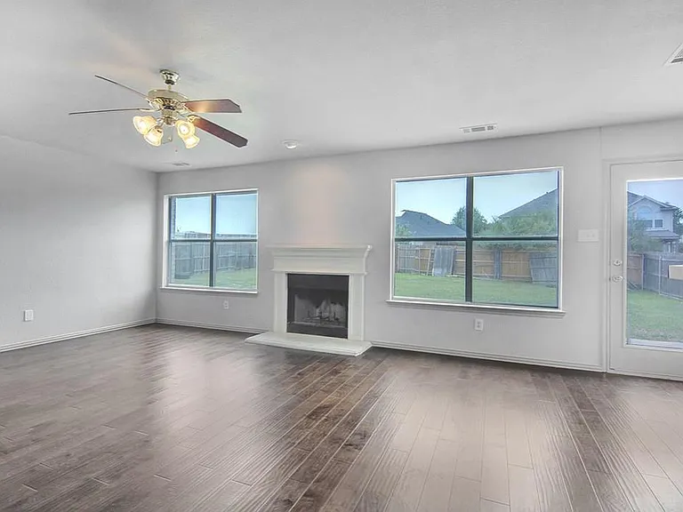 3708 Ocean Dr — Photo 15