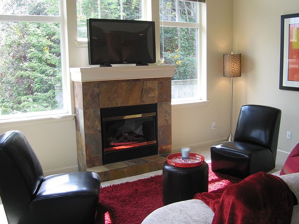 living room with views SE exposure