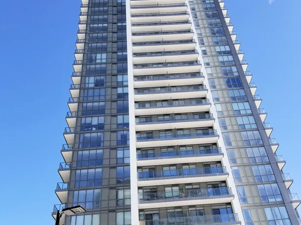 32 Forest Manor Rd, Toronto, ON