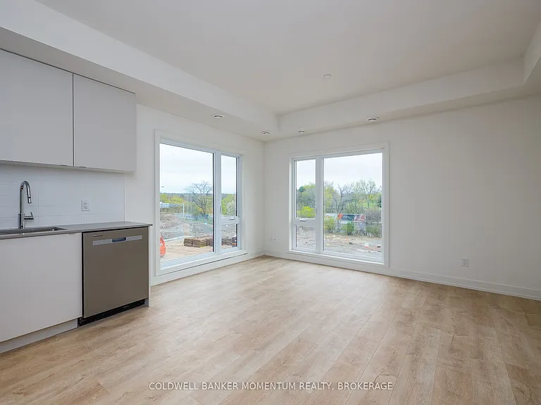 16 Melbourne Ave #311A — Photo 9
