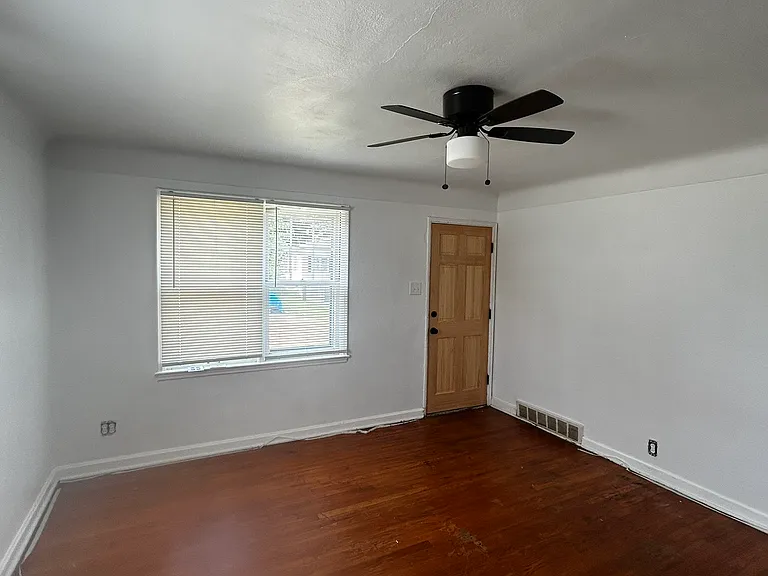 5600 Gatesworth Ave — Photo 11
