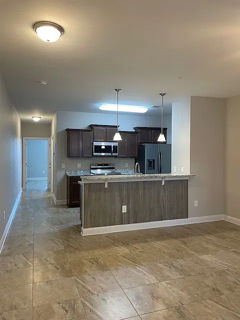 1 bed, 751 sqft, $1,575 — Photo 4