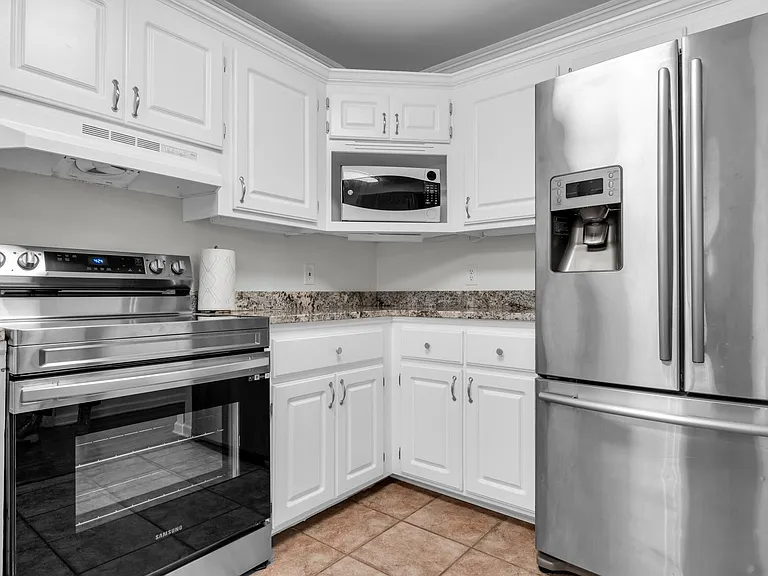 101 Hathorn Rd #3 — Photo 8