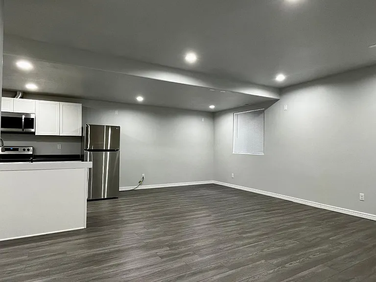 3552 W Alta Loma Ln — Photo 24