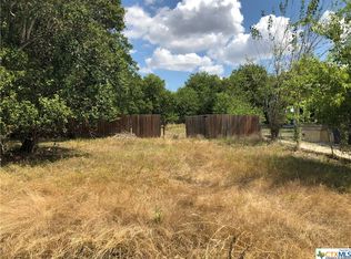 1655 Cross St, New Braunfels, TX 78130