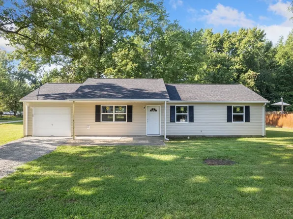 245 E Osborne St, Bethel, OH 45106