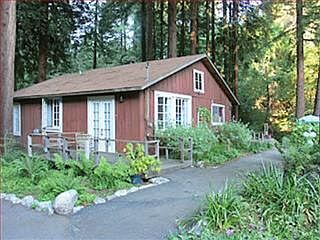 1st image of 439 Redwood Dr